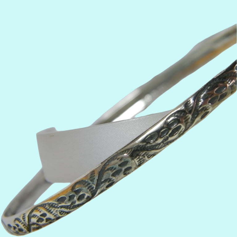 Silver Bangle for women - Bluenoemi
