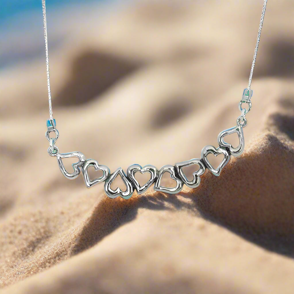 Silver chain with hearts Necklace for women. - Bluenoemi