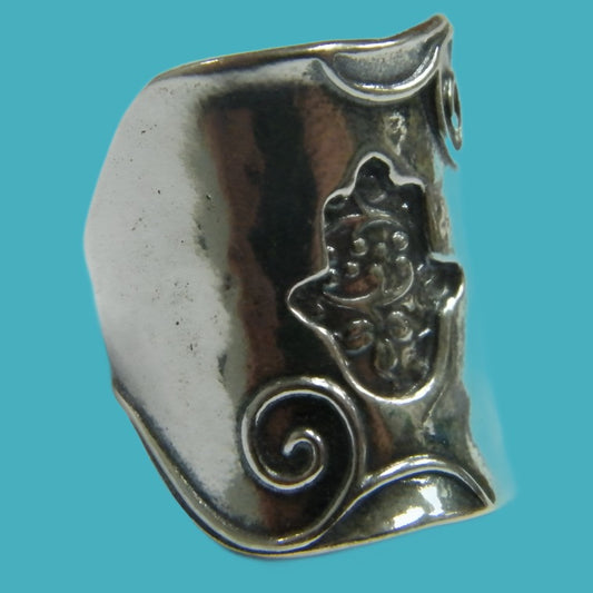 Bluenoemi Jewelry Rings Bohemian Bliss: Sterling Silver Ring – Embrace Artistic Elegance