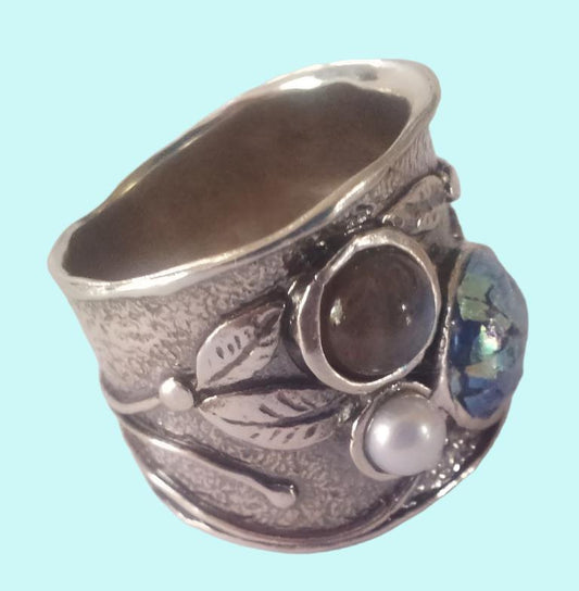 Roman glass silver ring 925. Silver ring set Roman Glass with a pearl and gemstone. - Bluenoemi