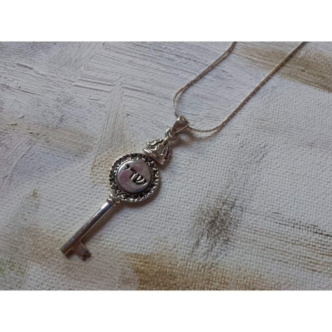 Bluenoemi Jewelry Necklaces 45cm / silver Key necklace with an Hebrew inscription Shadai