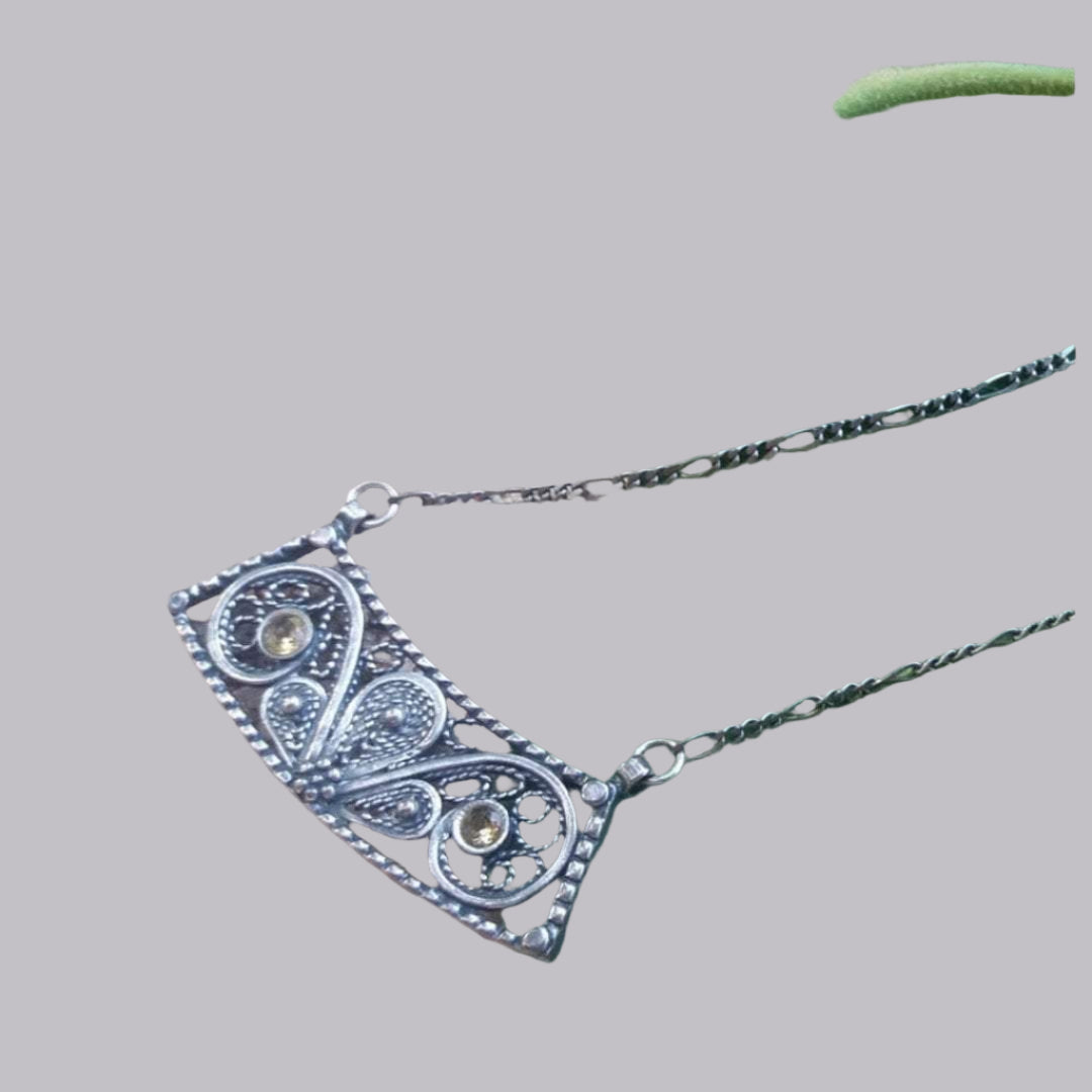 Filigree Israeli Silver Necklace. Sterling silver Jewelry for Woman. - Bluenoemi