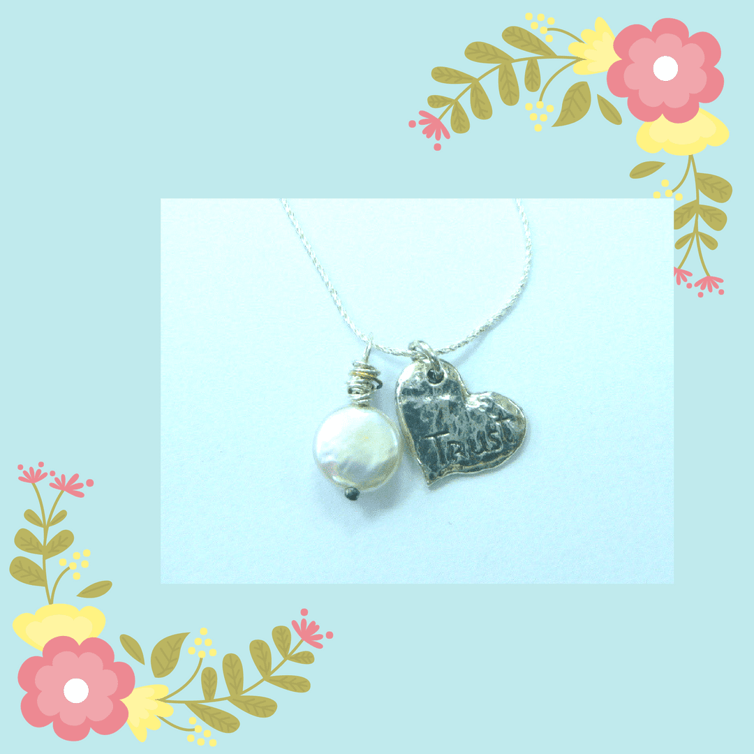 Pearls on sterling silver Heart necklace - Bluenoemi