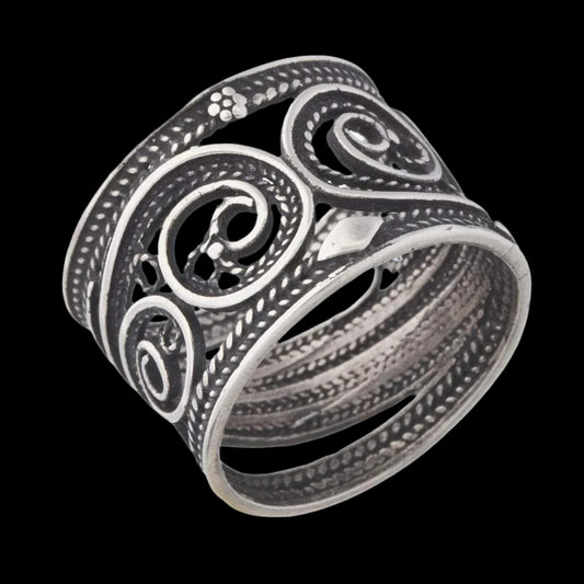 Hippie ring. Sterling silver ring 1.4 cm. Israeli designer bohemian ring - Bluenoemi