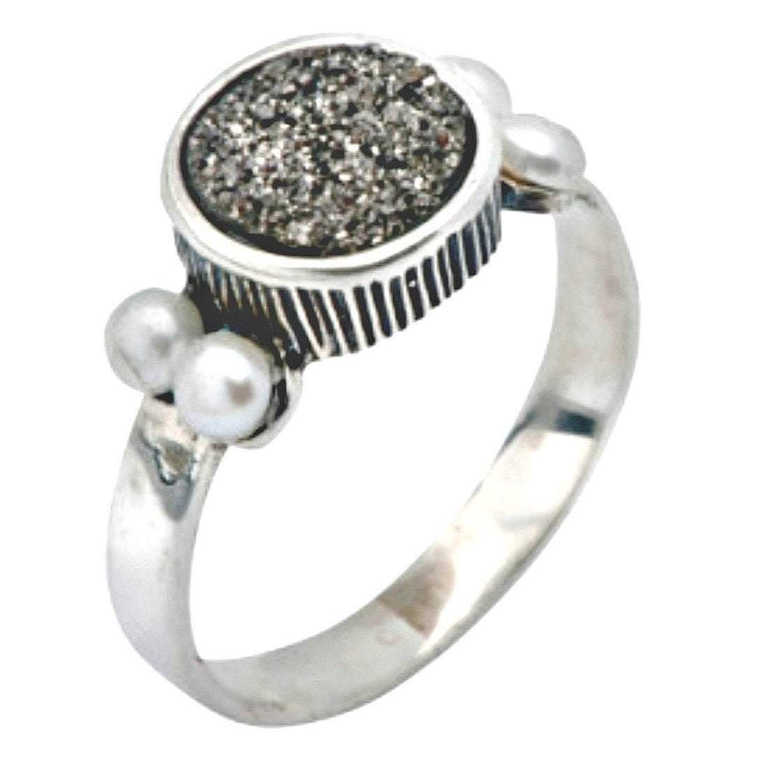 Bluenoemi Jewelry Rings Silver Ring. 925 Sterling Silver ring set with a druzy quartz stone and pearls