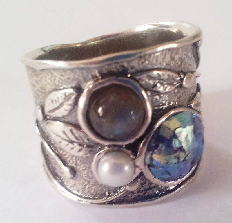 Roman glass silver ring 925. Silver ring set Roman Glass with a pearl and gemstone. - Bluenoemi