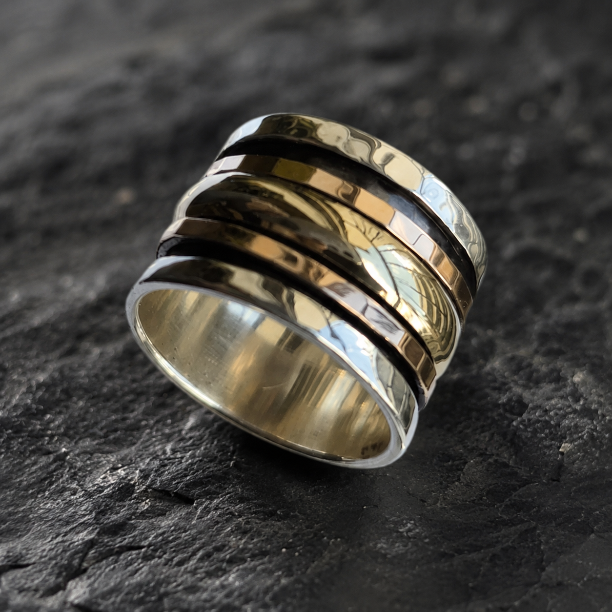 Unisex Spinner Ring – Sterling Silver & Gold | Bluenoemi