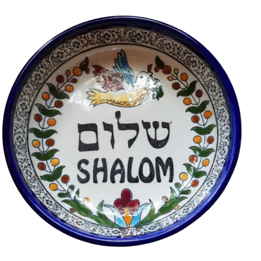 Ceramic bowls for serving or decoration. - Bluenoemi