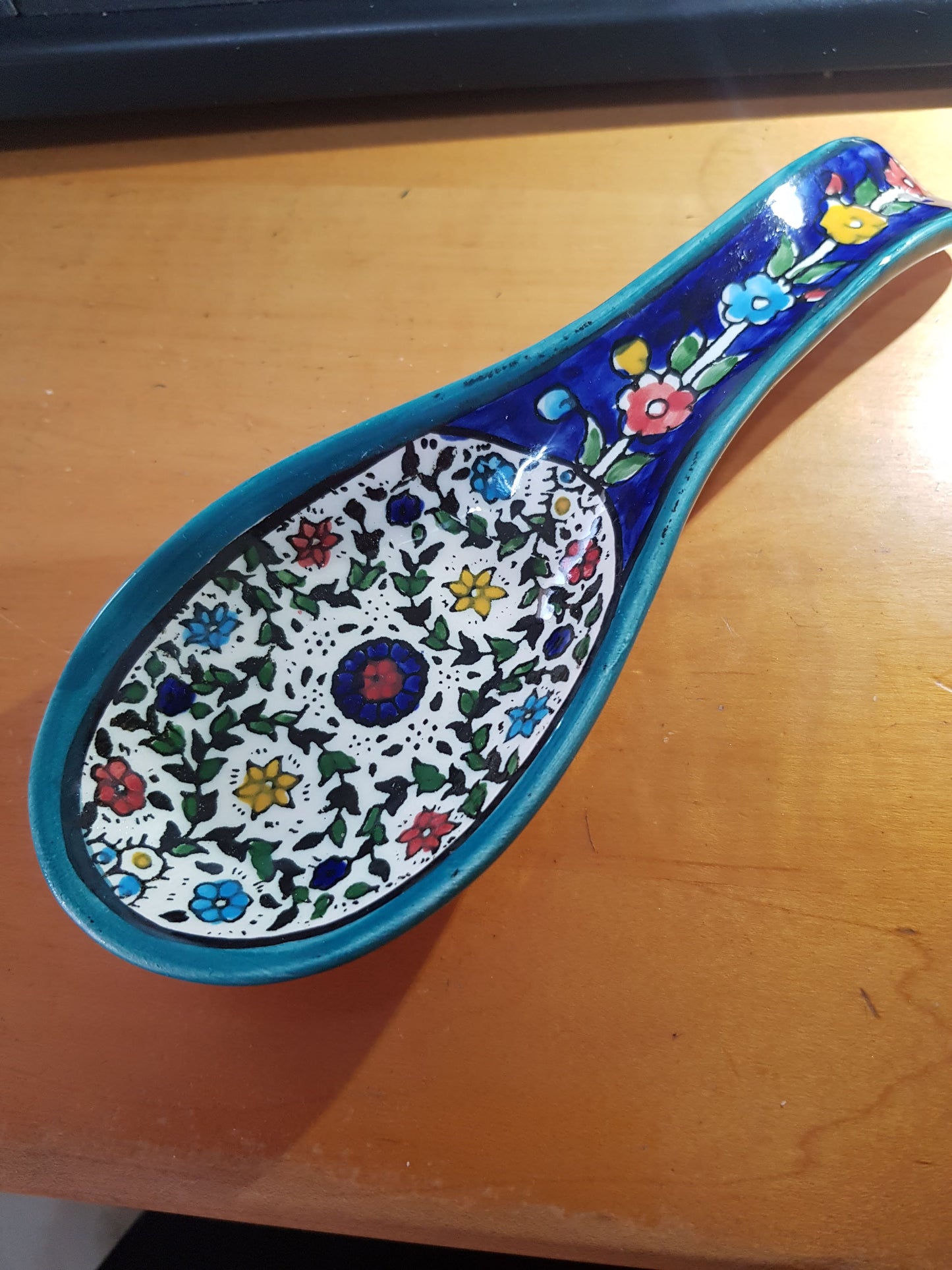 Bluenoemi Jewelry home-decor Armenian ceramic rest spoon for serving or decoration.