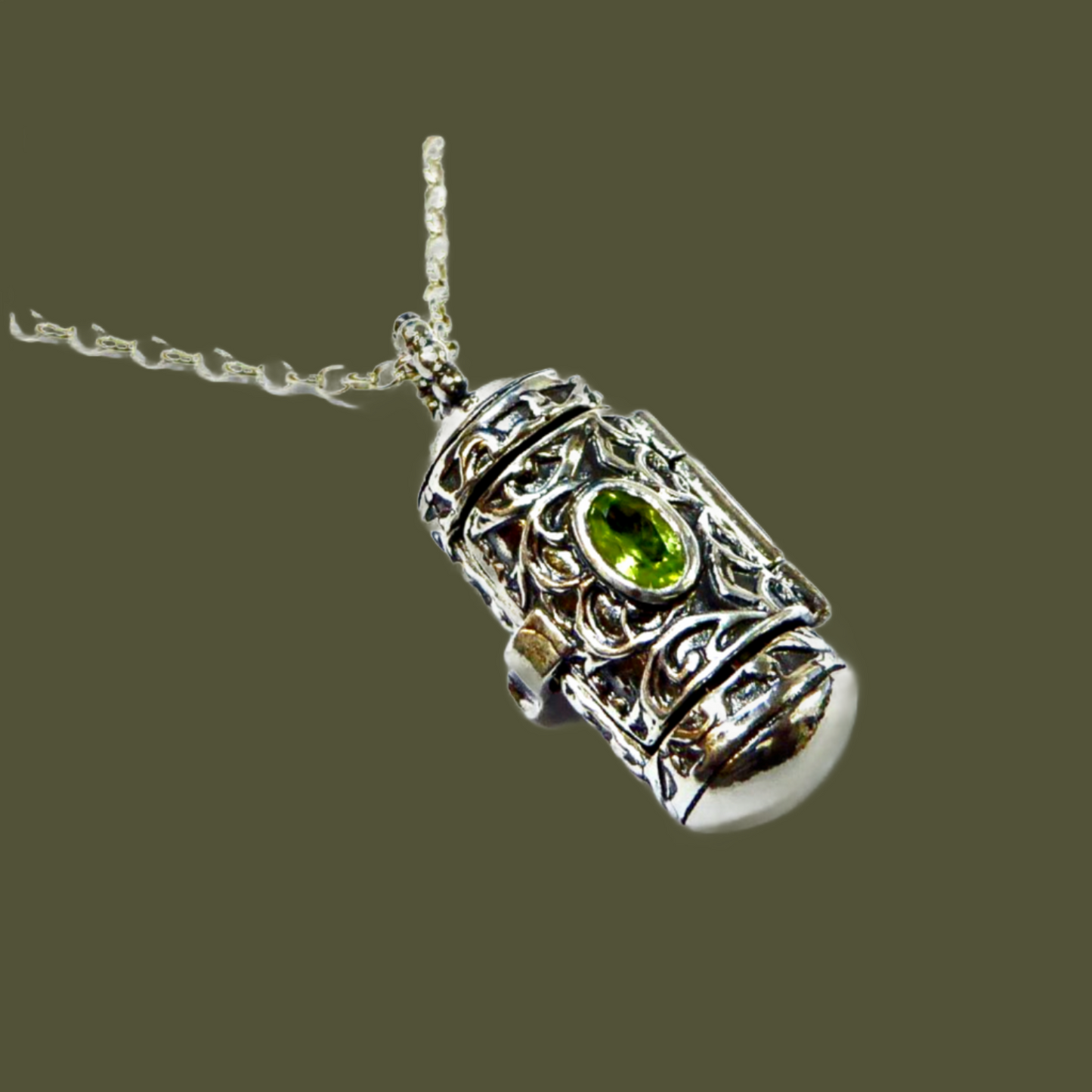 Bluenoemi Jewelry Necklaces Locket Necklace for woman. Heirloom locket silver pendant set cz zircon.