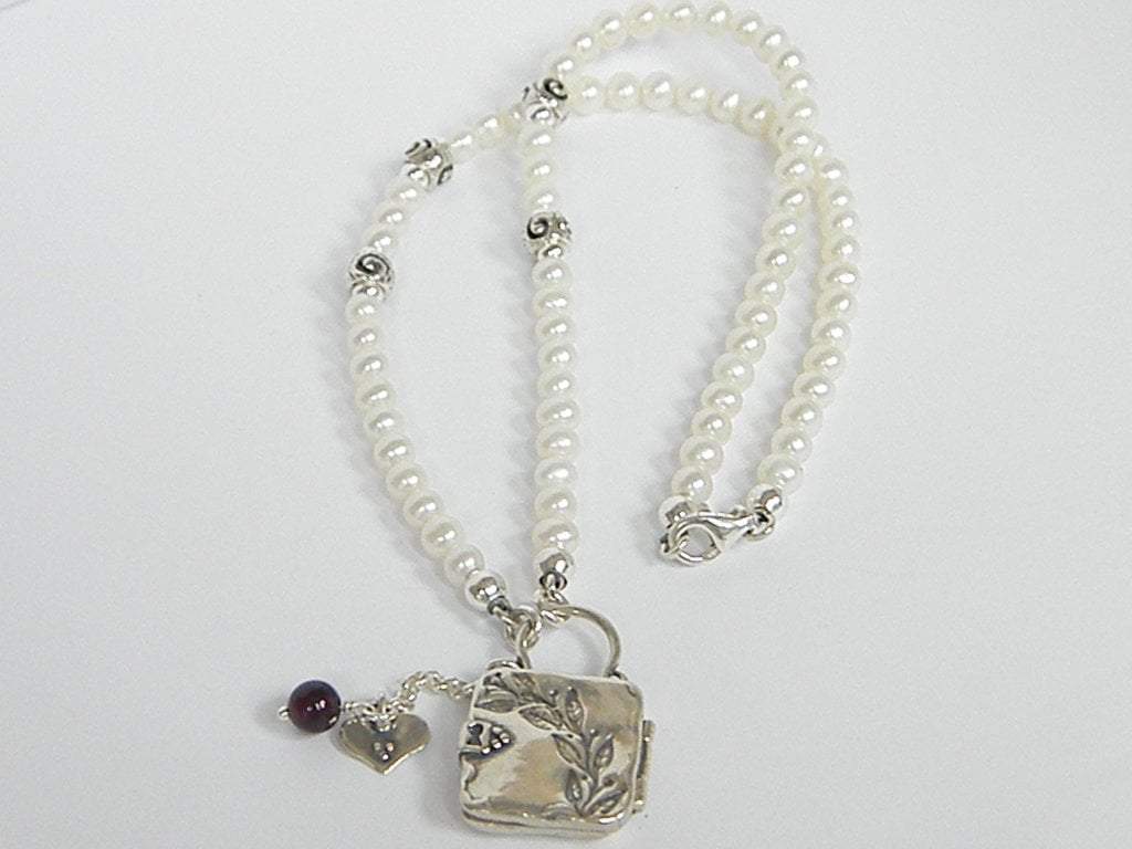 Bluenoemi Jewelry Necklaces & Pendants silver Pearls on sterling silver Heart necklace