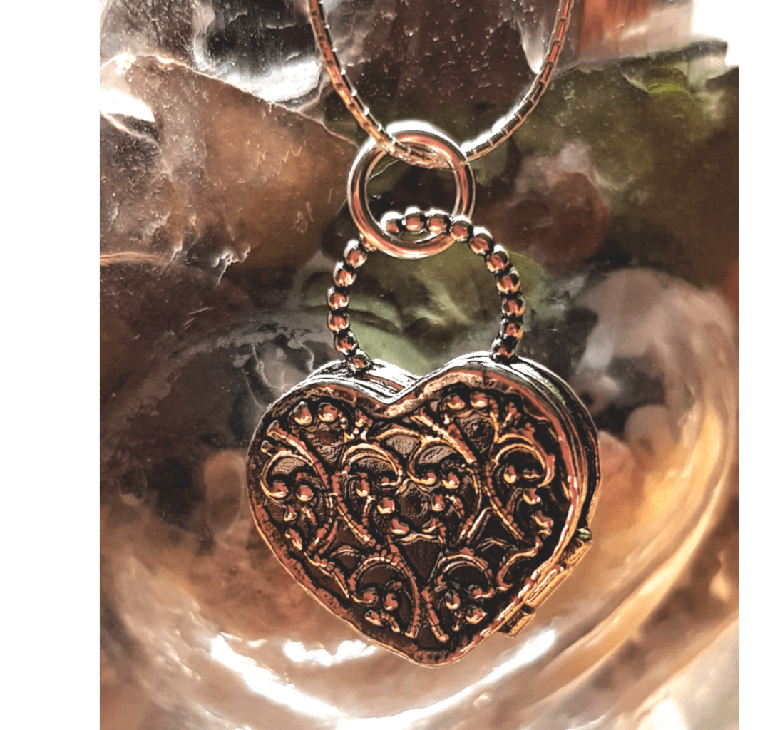 Bluenoemi Jewelry Necklaces silver Sterling Silver Love Locket necklace heart with flowers gift, gift for mom, gift of love.
