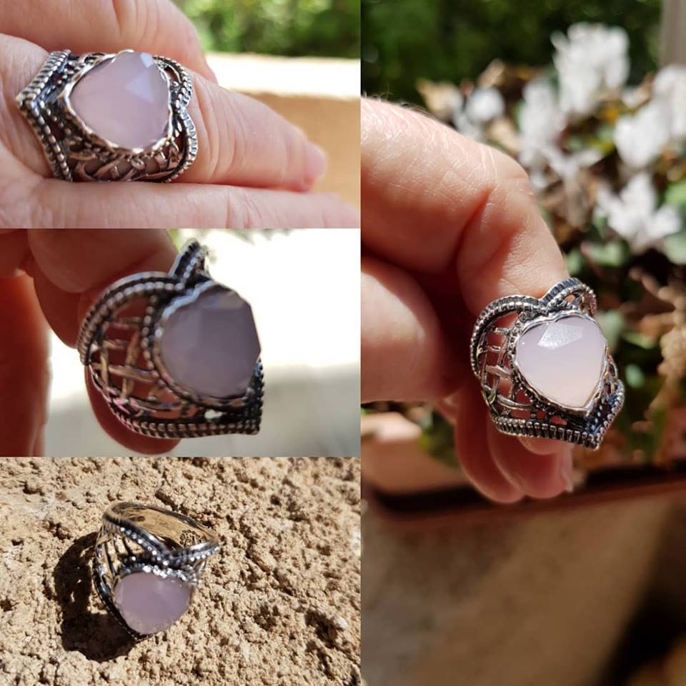 Timeless Romance: Vintage-Inspired Sterling Silver Rose Quartz Ring - Bluenoemi