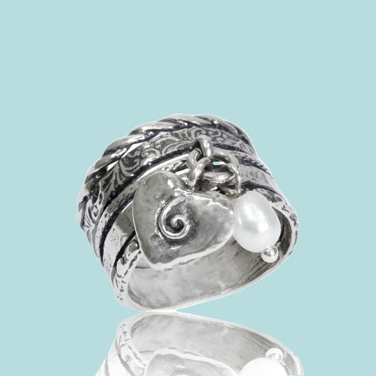 Bluenoemi Jewelry Rings Bluenoemi Sterling silver ring for woman with charms and pearls.