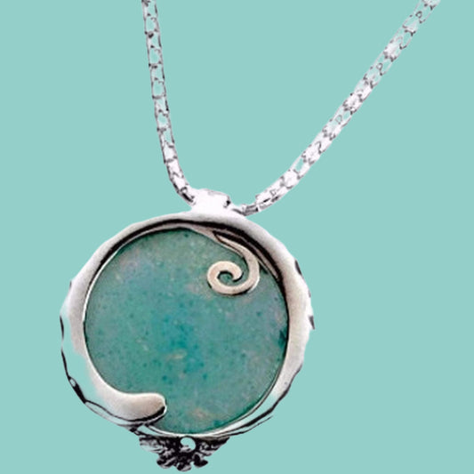Roman glass pendant necklace