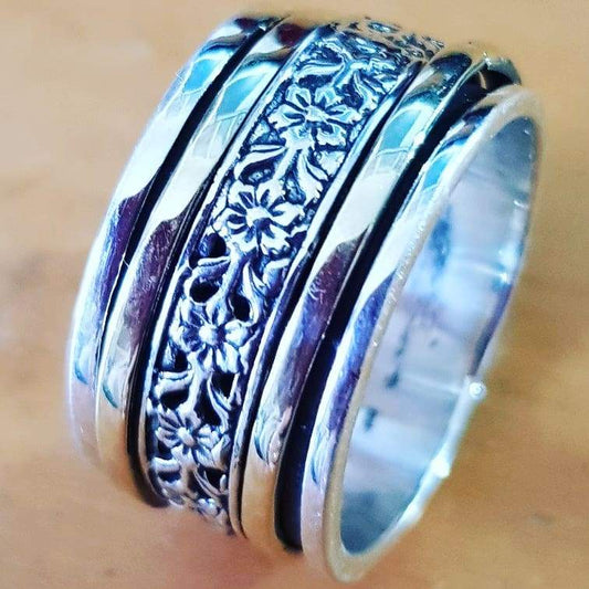 Spinner ring for woman. Floral spinning ring. Glamorous Meditation ring for women. - Bluenoemi